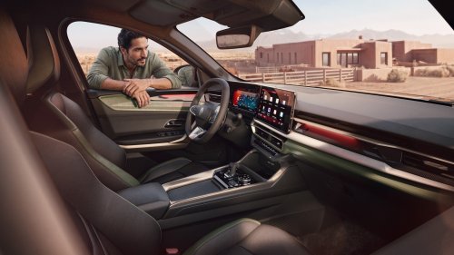 Renault’s Sensible New Truck Says It Rides Like An SUV