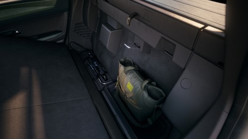 Renault’s Sensible New Truck Says It Rides Like An SUV