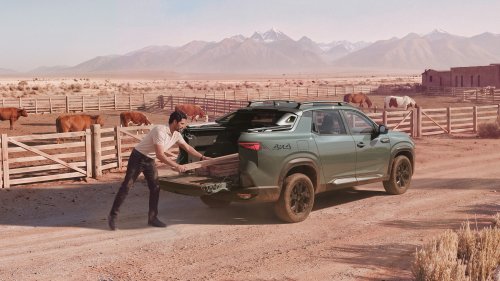 Renault’s Sensible New Truck Says It Rides Like An SUV