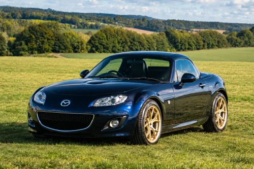 It Looks Like A Normal Mazda MX-5, But It Actually Has A Ford V6