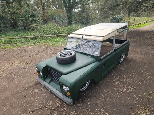 The World’s Lowest Land Rover Hides An Air-Cooled Secret Underneath
