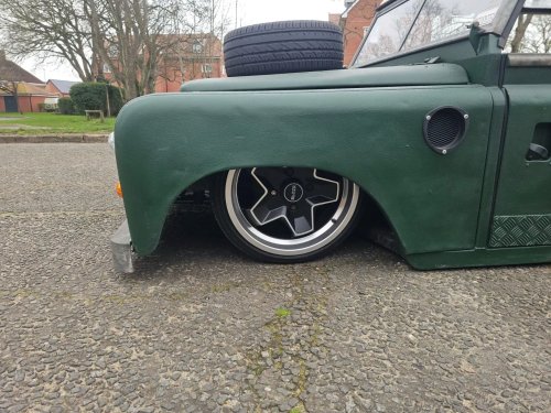The World’s Lowest Land Rover Hides An Air-Cooled Secret Underneath
