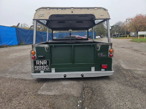 The World’s Lowest Land Rover Hides An Air-Cooled Secret Underneath