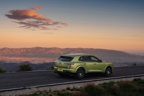 Bentley Torcal Arrives With 876 HP And 375 Miles Of Range