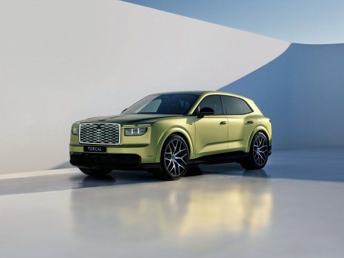 Bentley Torcal Arrives With 876 HP And 375 Miles Of Range