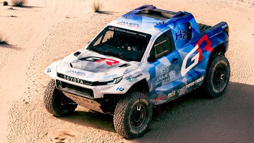 Toyota, Toyota Hilux, Wild Toyota GR Hilux Will Tackle Dakar Without A Single Drop Of Gasoline