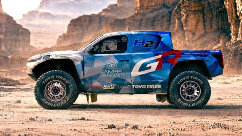Toyota, Toyota Hilux, Wild Toyota GR Hilux Will Tackle Dakar Without A Single Drop Of Gasoline