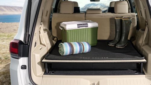 Toyota Land Cruiser 300 Loses Gas Engine, Gains A Flashy Modellista Bodykit