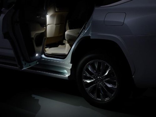 Toyota Land Cruiser 300 Loses Gas Engine, Gains A Flashy Modellista Bodykit