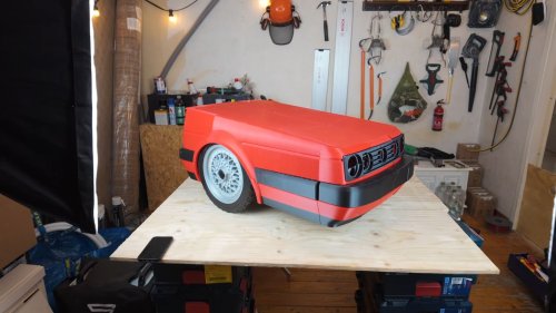 This VW Golf GTI Doesn’t Drive On Roads – It Cuts Grass
