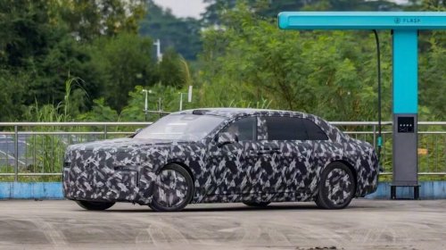 BYD’s Flagship Sedan Is Coming For The Rolls-Royce Phantom