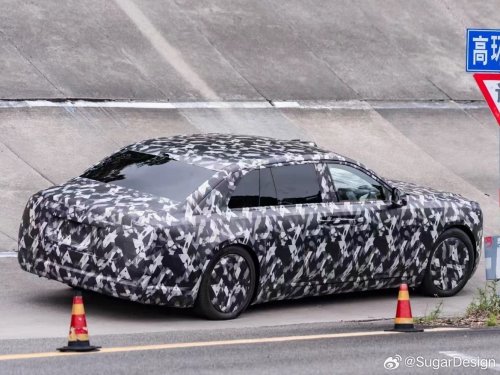 BYD’s Flagship Sedan Is Coming For The Rolls-Royce Phantom