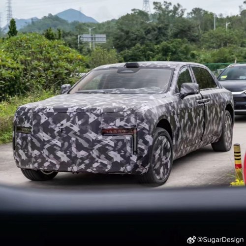 BYD’s Flagship Sedan Is Coming For The Rolls-Royce Phantom