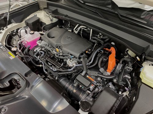 Posers Rejoice! There’s A Slightly More Rugged Toyota Grand Highlander