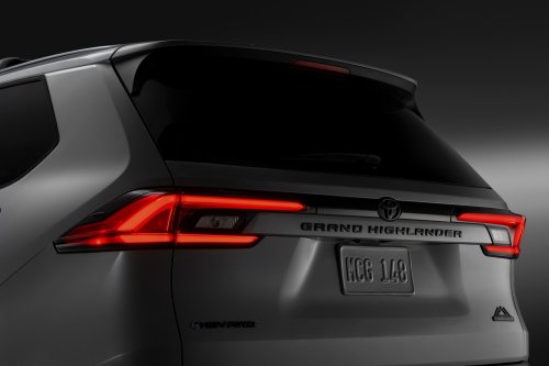 Posers Rejoice! There’s A Slightly More Rugged Toyota Grand Highlander