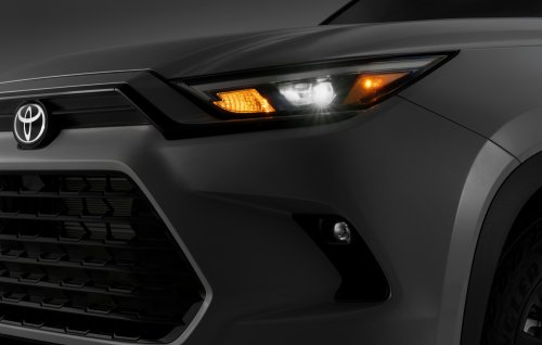 Posers Rejoice! There’s A Slightly More Rugged Toyota Grand Highlander