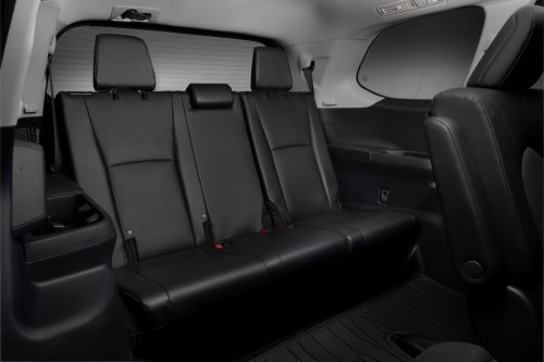 Posers Rejoice! There’s A Slightly More Rugged Toyota Grand Highlander