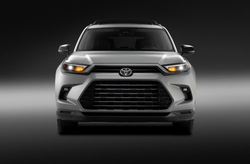 Posers Rejoice! There’s A Slightly More Rugged Toyota Grand Highlander