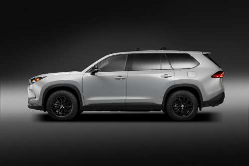 Posers Rejoice! There’s A Slightly More Rugged Toyota Grand Highlander