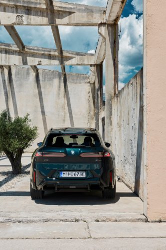 The BMW iX3 M60 Has 603 HP And It’s Not Even A True M Model