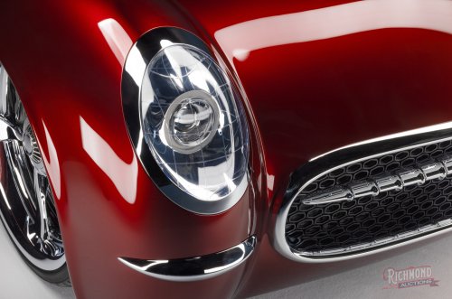 This Corvette’s Engine Makes The Dodge Viper’s 8.4-Liter V10 Look Small