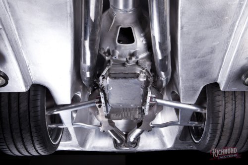 This Corvette’s Engine Makes The Dodge Viper’s 8.4-Liter V10 Look Small
