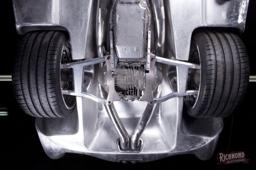 This Corvette’s Engine Makes The Dodge Viper’s 8.4-Liter V10 Look Small