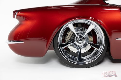 This Corvette’s Engine Makes The Dodge Viper’s 8.4-Liter V10 Look Small