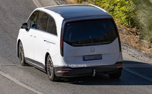Mercedes Luxury VLE Minivan Spied With Hybrid Power