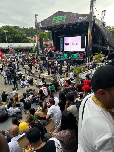 RCB Tiba di Amerika Selatan