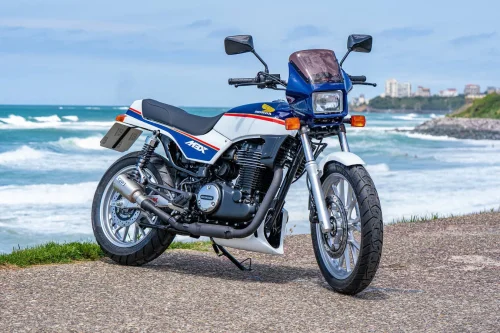 Honda CB350RS Membintangi Honda Customs 2025