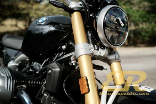 Tunggang Uji &amp; Ulasan BMW R 12 nineT (2025)