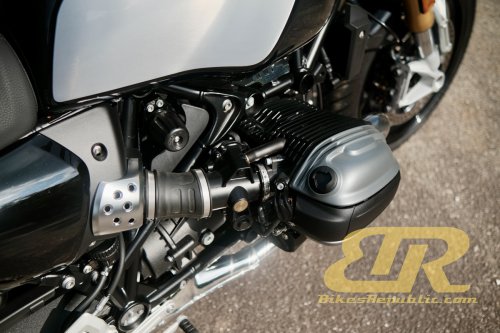 Tunggang Uji &amp; Ulasan BMW R 12 nineT (2025)