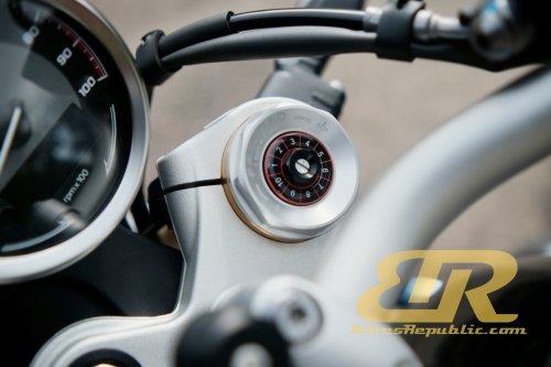 Tunggang Uji &amp; Ulasan BMW R 12 nineT (2025)