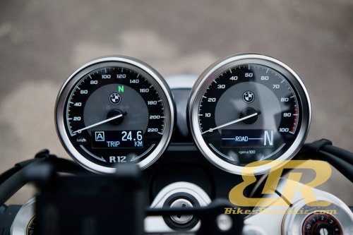 Tunggang Uji &amp; Ulasan BMW R 12 nineT (2025)