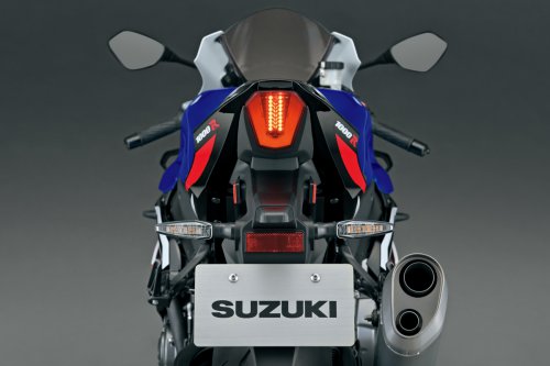 Suzuki GSX-R1000R M6 (2026) Dilancarkan