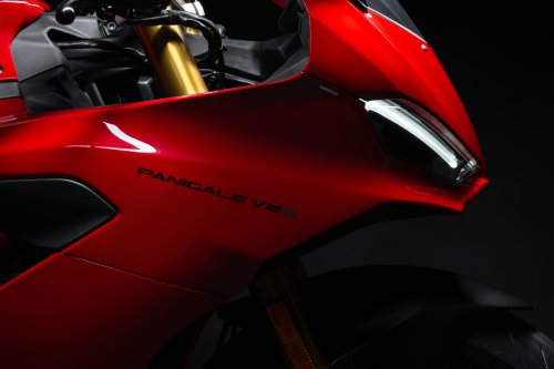 2025 Ducati Panigale V2 Arrives in Malaysia