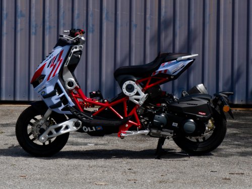 Italjet Dragster 300 Tiba di Malaysia dalam Versi Gresini dan Malossi