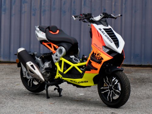 Italjet Dragster 300 Tiba di Malaysia dalam Versi Gresini dan Malossi