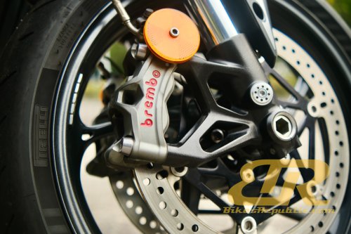 Triumph Street Triple 765 RS Test &amp; Review