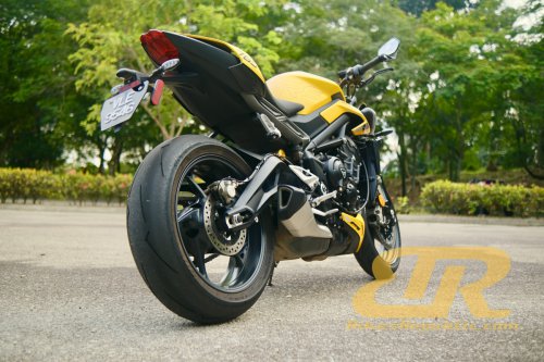 Triumph Street Triple 765 RS Test &amp; Review