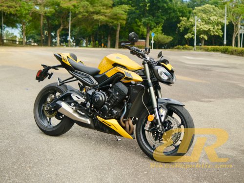 Triumph Street Triple 765 RS Test &amp; Review