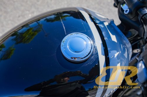 Tunggang Uji Triumph Bonneville Bobber (2025) – Bukan Sebuah Motor ‘Poyo’