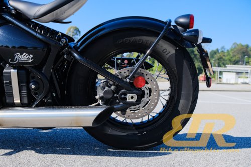 Tunggang Uji Triumph Bonneville Bobber (2025) – Bukan Sebuah Motor ‘Poyo’