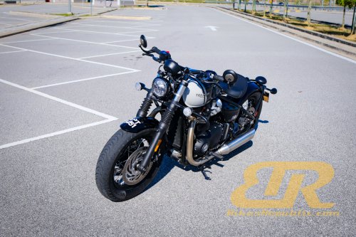 Tunggang Uji Triumph Bonneville Bobber (2025) – Bukan Sebuah Motor ‘Poyo’