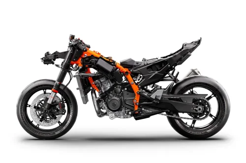 KTM 990 RCR akan Tiba di Pengedar Eropah dalam November