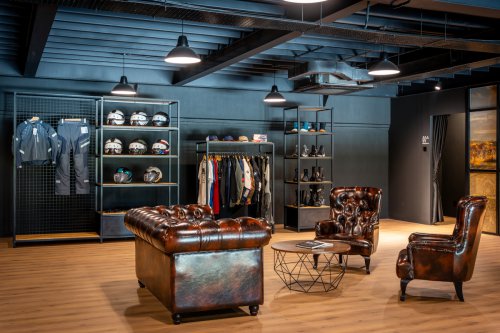 Chear Motorrad Lancar Bilik Pameran Baharu di Shah Alam