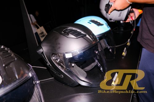 Gracshaw Lancar 3 Helmet serta Identiti Jenama Baharu, Sambut Ulangtahun Ke-20