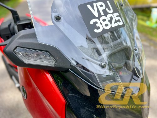 2025 YAMAHA XMAX 250 Test &amp; Review – Still Quick!