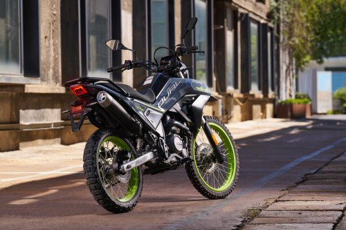 CFMoto 250 Dual Tiba di Malaysia, RM9,888